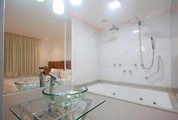 סאו פאולו Delirius Motel (Adults Only) מראה חיצוני תמונה