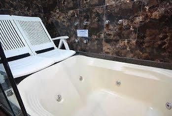 סאו פאולו Delirius Motel (Adults Only) מראה חיצוני תמונה